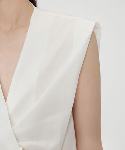 JNBY / ジェーエヌビーワイ シャツ・ブラウス | V-neck Pleated-front Sleeveless Shirt / Vネックフロントプリーツシャツ | 詳細2