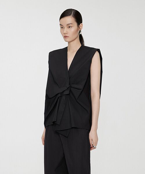 JNBY / ジェーエヌビーワイ シャツ・ブラウス | V-neck Pleated-front Sleeveless Shirt / Vネックフロントプリーツシャツ | 詳細9