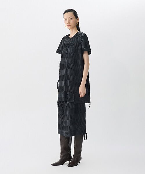 JNBY / ジェーエヌビーワイ ミニ丈・ひざ丈ワンピース | Structured Pleated Dress /  プリーツドレス | 詳細2