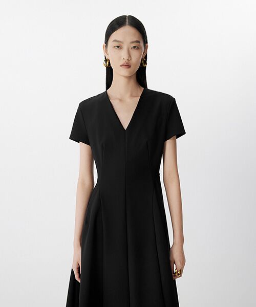 JNBY / ジェーエヌビーワイ ロング・マキシ丈ワンピース | Sculpted Grace V-Neck Dress / Vネックドレス | 詳細3