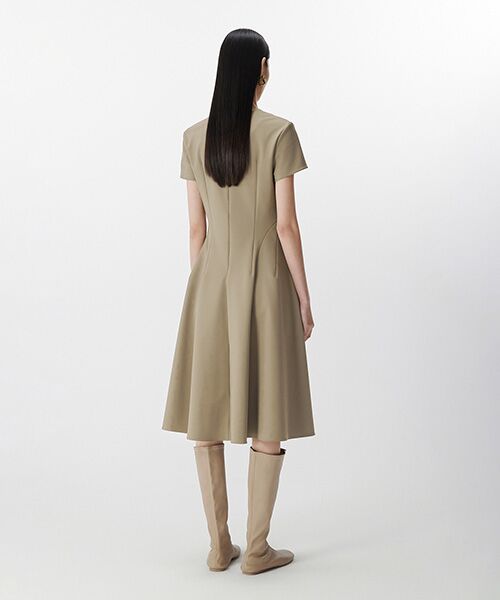 JNBY / ジェーエヌビーワイ ロング・マキシ丈ワンピース | Sculpted Grace V-Neck Dress / Vネックドレス | 詳細12