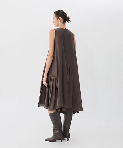 JNBY / ジェーエヌビーワイ ロング・マキシ丈ワンピース | Shimmer Pleated Dress / プリーツドレス | 詳細21