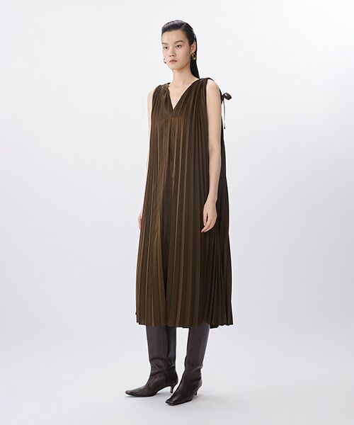 JNBY / ジェーエヌビーワイ ロング・マキシ丈ワンピース | Graceflow Pleated Dress / プリーツドレス | 詳細10