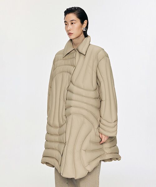 JNBY / ジェーエヌビーワイ ダウンジャケット・ベスト | Twisted Quilted Mid-length Down Jacket | 詳細1