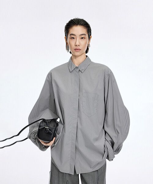 JNBY / ジェーエヌビーワイ シャツ・ブラウス | Sculpted Sleeve Stripe Shirt（GRAY）