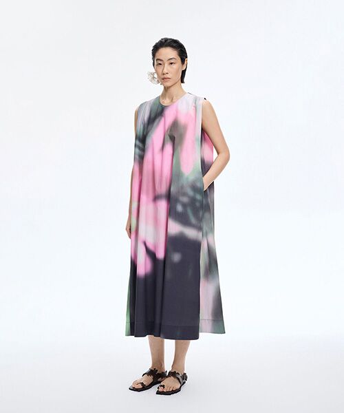 JNBY / ジェーエヌビーワイ ロング・マキシ丈ワンピース | Blur Floral Structured Dress | 詳細1