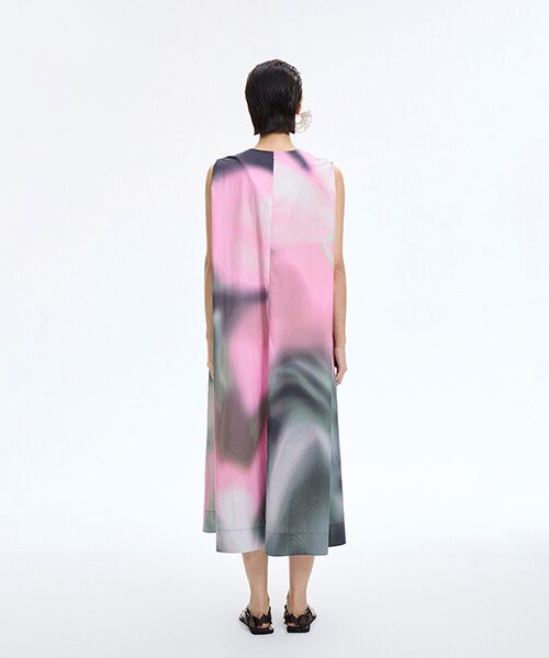 JNBY / ジェーエヌビーワイ ロング・マキシ丈ワンピース | Blur Floral Structured Dress | 詳細2