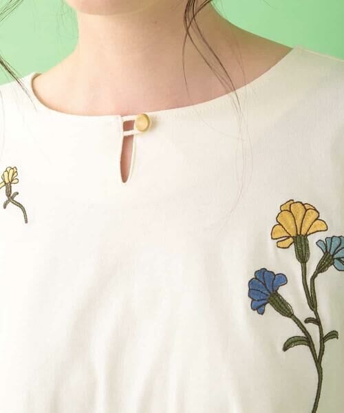 Jocomomola / ホコモモラ カットソー | Acanthus フラワー刺繍カットソー | 詳細3