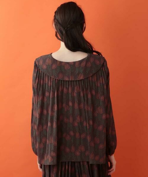 Jocomomola / ホコモモラ シャツ・ブラウス | フラワープリントプリーツブラウス | 詳細2