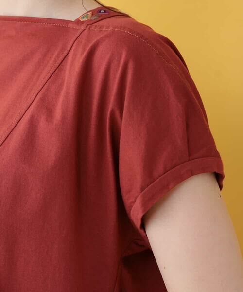 Jocomomola / ホコモモラ カットソー | Reflejo スクエアネック刺繍カットソー | 詳細5