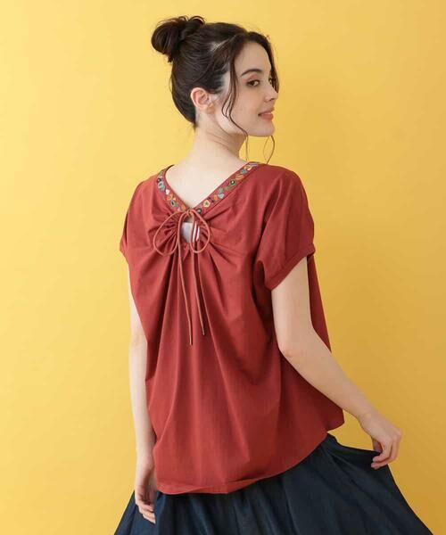 Jocomomola / ホコモモラ カットソー | Reflejo スクエアネック刺繍カットソー | 詳細8