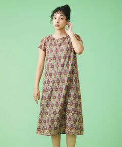 Trebol 刺繍ワンピース