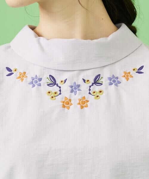 Jocomomola / ホコモモラ シャツ・ブラウス | Fruto フラワー刺繍ロールカラーブラウス | 詳細11