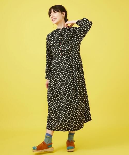 Jocomomola / ホコモモラ ロング・マキシ丈ワンピース | 【2WAY】Hojas giratoria 襟付きプリントワンピース | 詳細25