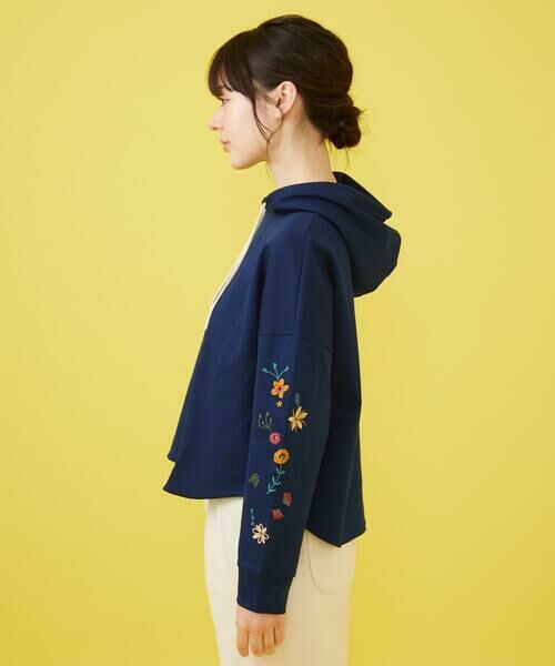 Jocomomola / ホコモモラ パーカー | Amapola シルエットフライスフラワー刺繍パーカー | 詳細2