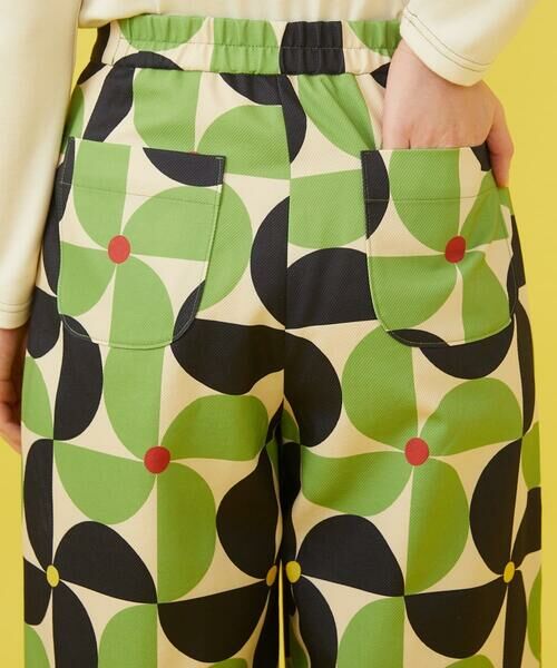 Jocomomola / ホコモモラ その他パンツ | Verde manzana プリントカーブシルエットパンツ | 詳細11