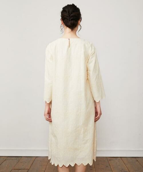 Jocomomola / ホコモモラ ロング・マキシ丈ワンピース | スカラップフラワー総刺繍ワンピース | 詳細2