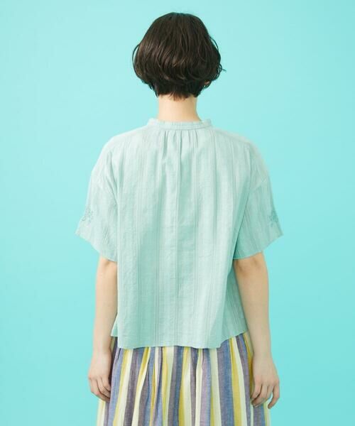 Jocomomola / ホコモモラ シャツ・ブラウス | フラワードビー バンドカラー半袖ブラウス | 詳細2