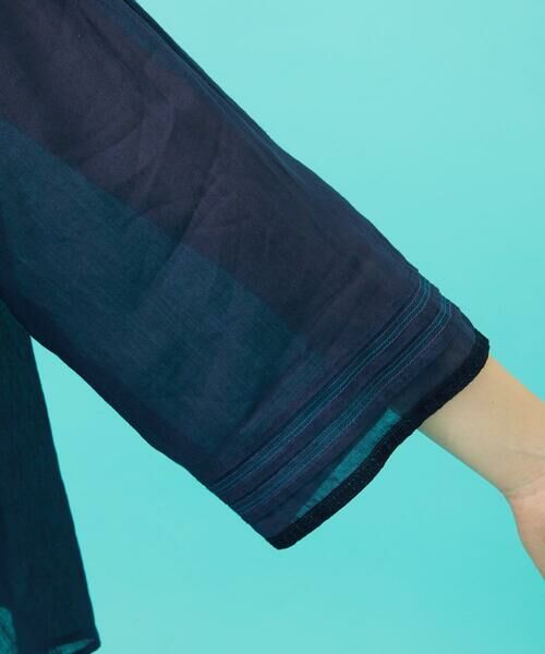 Jocomomola / ホコモモラ シャツ・ブラウス | Temblar 配色ステッチピンタックブラウス | 詳細6