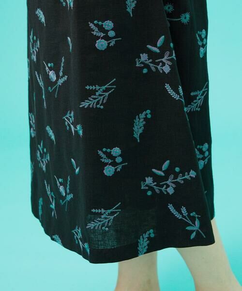 Jocomomola / ホコモモラ ロング・マキシ丈ワンピース | Abundancia de flores フラワー総刺繍ノースリーブワンピース | 詳細6