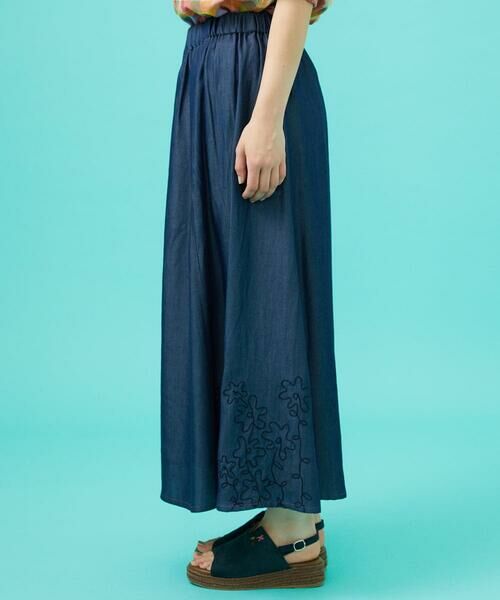 Jocomomola / ホコモモラ ロング・マキシ丈スカート | Flor pintada テンセルデニムスカート | 詳細2