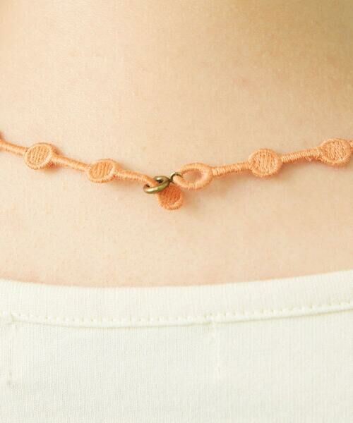 Jocomomola / ホコモモラ カットソー | Cosecha フルーツ刺繍ネックレス付きカットソー | 詳細12