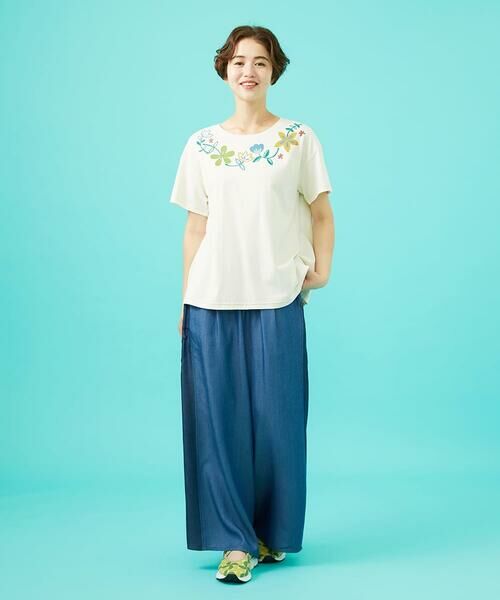 Jocomomola / ホコモモラ その他パンツ | Flor pintada テンセルデニムワイドパンツ | 詳細12