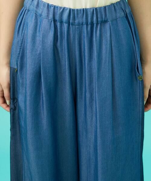 Jocomomola / ホコモモラ その他パンツ | Flor pintada テンセルデニムワイドパンツ | 詳細4