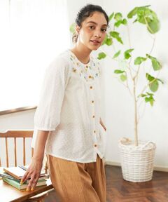 Jocomomola / ホコモモラ シャツ・ブラウス | Nadar entre flores フラワー刺繍ブラウス