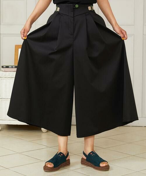 Jocomomola / ホコモモラ その他パンツ | Monotono フラワー刺繍ワイドパンツ | 詳細1