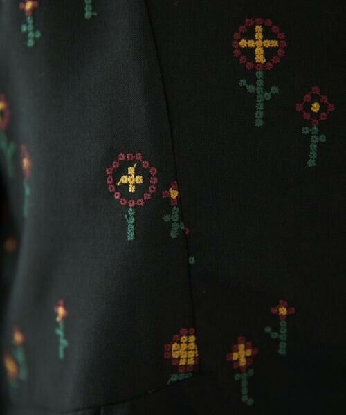 Jocomomola / ホコモモラ シャツ・ブラウス | Escaleras de flores フラワー総刺繍ブラウス | 詳細12