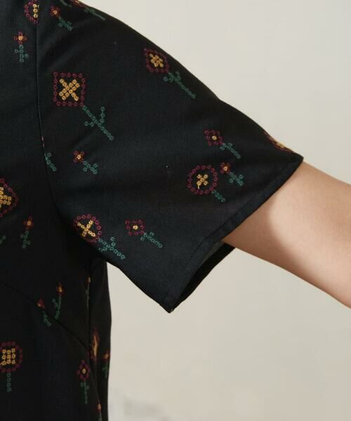 Jocomomola / ホコモモラ ロング・マキシ丈ワンピース | Escaleras de flores フラワー総刺繍ワンピース | 詳細5