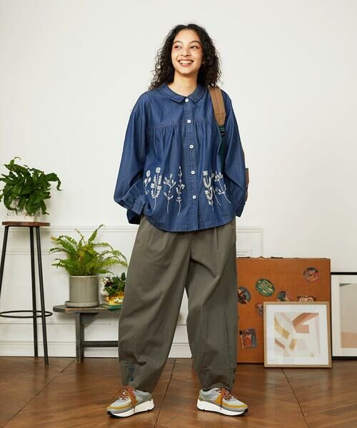 Jocomomola / ホコモモラ シャツ・ブラウス | Jardines コード刺繍デニムブラウス | 詳細10