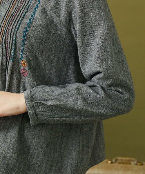 Jocomomola / ホコモモラ シャツ・ブラウス | Cama de flores コットンヘリンボーンブラウス | 詳細12