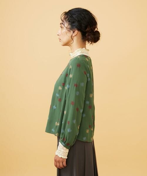 Jocomomola / ホコモモラ シャツ・ブラウス | Estrella ハートネックフラワー刺繍ブラウス | 詳細1