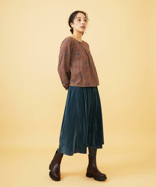 Jocomomola / ホコモモラ シャツ・ブラウス | Estrella ハートネックフラワー刺繍ブラウス | 詳細10