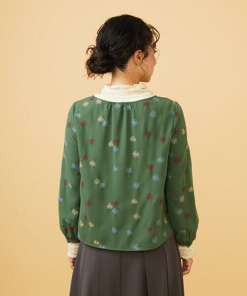 Jocomomola / ホコモモラ シャツ・ブラウス | Estrella ハートネックフラワー刺繍ブラウス | 詳細2