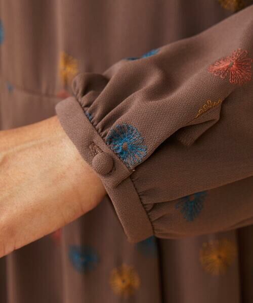 Jocomomola / ホコモモラ ロング・マキシ丈ワンピース | Estrella ハイネックフラワー刺繍ワンピース | 詳細6