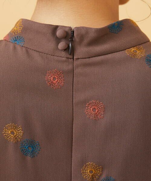 Jocomomola / ホコモモラ ロング・マキシ丈ワンピース | Estrella ハイネックフラワー刺繍ワンピース | 詳細8