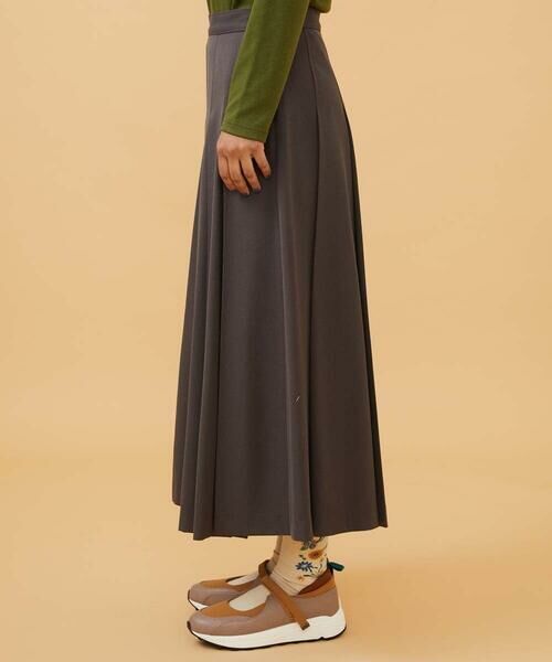 Jocomomola / ホコモモラ ロング・マキシ丈スカート | Pliegues ワンポイント刺繍プリーツスカート | 詳細1