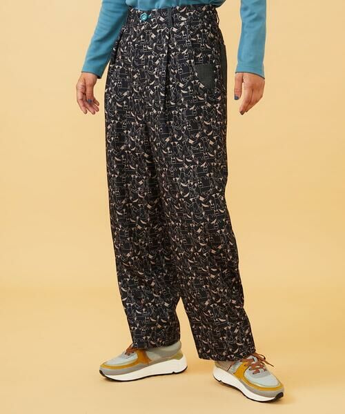 Jocomomola / ホコモモラ チノ・ワークパンツ | Calle de Manuela Malasana アニマルプリントパンツ | 詳細1