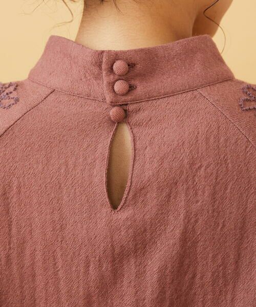 Jocomomola / ホコモモラ シャツ・ブラウス | Susurrito フラワーモチーフハイネックブラウス | 詳細12