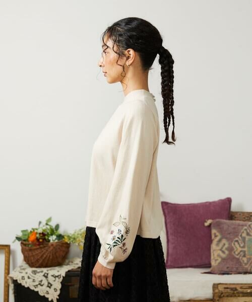 Jocomomola / ホコモモラ ニット・セーター | Tesoro フラワー刺繍ニットプルオーバー | 詳細14