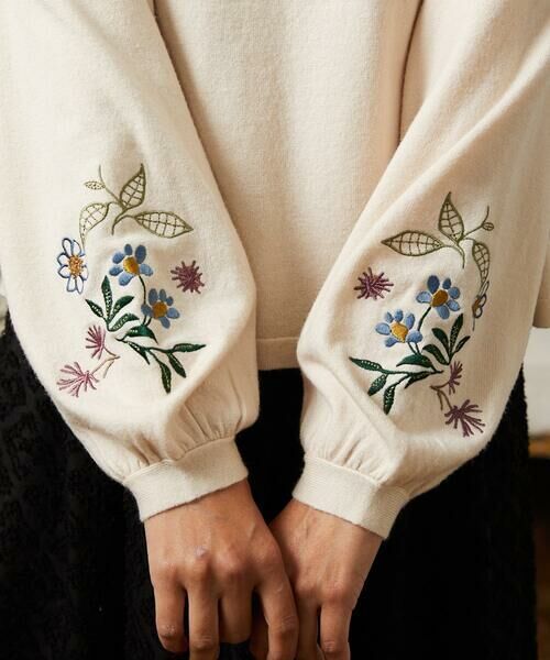 Jocomomola / ホコモモラ ニット・セーター | Tesoro フラワー刺繍ニットプルオーバー | 詳細22