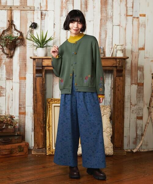 Jocomomola / ホコモモラ その他パンツ | Calle de Bordadores フラワープリントワイドパンツ | 詳細1