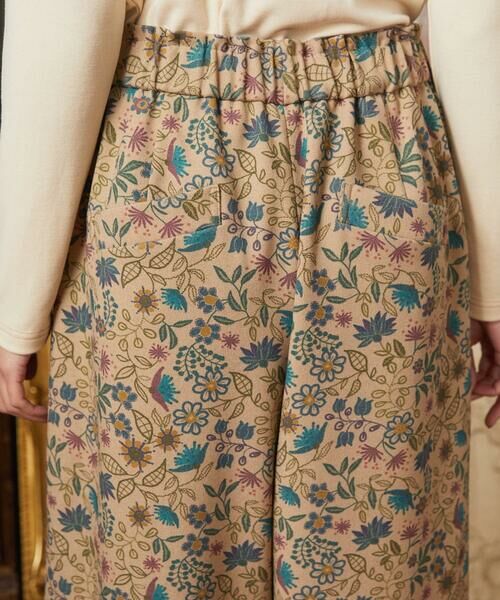 Jocomomola / ホコモモラ その他パンツ | Calle de Bordadores フラワープリントワイドパンツ | 詳細2