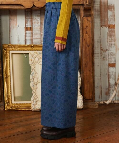 Jocomomola / ホコモモラ その他パンツ | Calle de Bordadores フラワープリントワイドパンツ | 詳細7