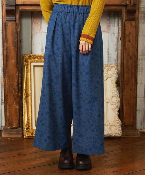 Jocomomola / ホコモモラ その他パンツ | Calle de Bordadores フラワープリントワイドパンツ(ブルー)