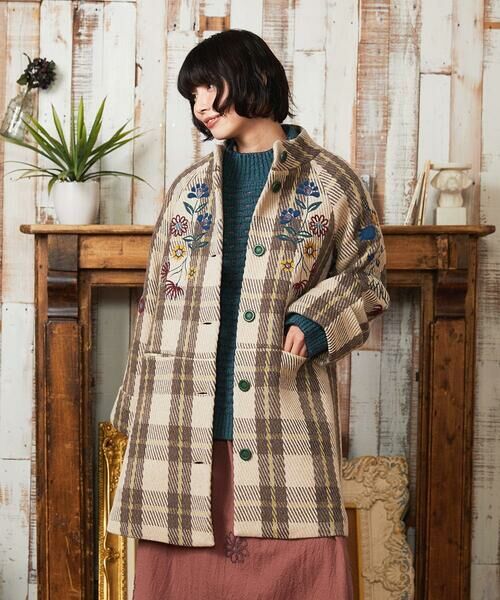 Jocomomola / ホコモモラ その他アウター | Calle de Bordadores チェック×フラワー刺繍コート | 詳細1