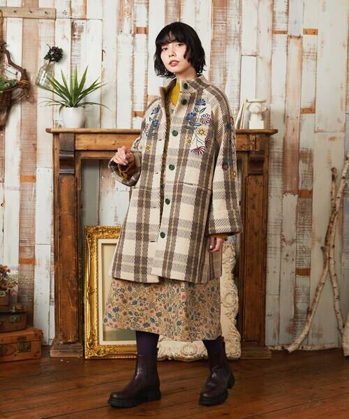 Jocomomola / ホコモモラ その他アウター | Calle de Bordadores チェック×フラワー刺繍コート | 詳細18